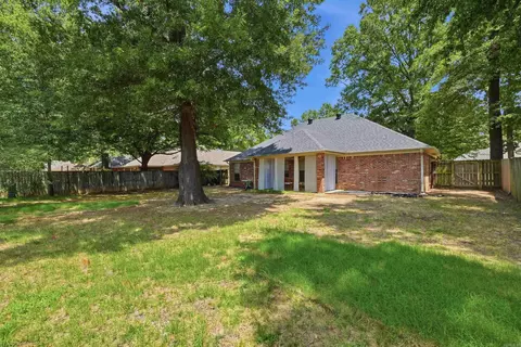 Exterior - 431 Bernard Dr, Conway, AR 72032 photo 9 of 10