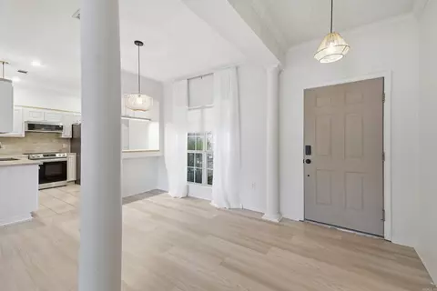 Entry Way - 431 Bernard Dr, Conway, AR 72032 photo 1 of 2