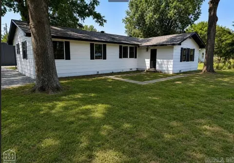 502 SE Miller, Hoxie, AR 72433