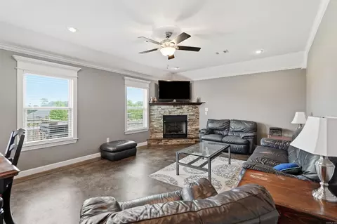 Living - 3 Corbin Cv, Greenbrier, AR 72058 photo 1 of 3