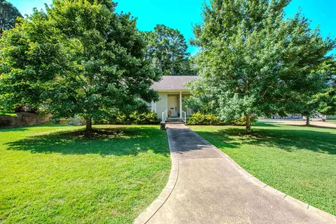 810 Shea Dr, Little Rock, AR 72205