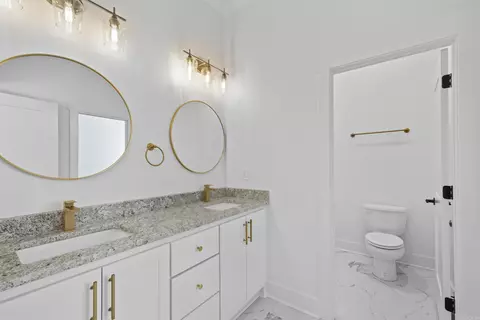 Bath - 105 Michael Dr, Beebe, AR 72012 photo 6 of 9