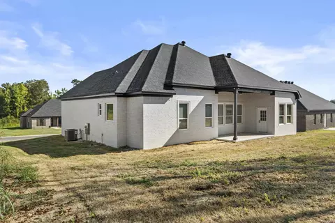 Exterior - 105 Michael Dr, Beebe, AR 72012 photo 3 of 6