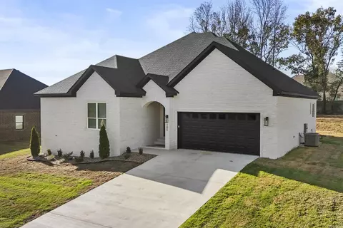 Exterior - 105 Michael Dr, Beebe, AR 72012 photo 2 of 6