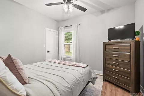 Bedroom - 5192 Peace Ln, Alexander, AR 72002 photo 6 of 7