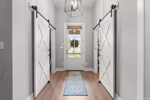 Entry Way - 5192 Peace Ln, Alexander, AR 72002 photo 5 of 6