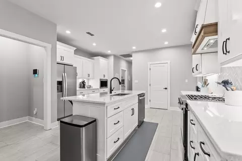 Kitchen - 5192 Peace Ln, Alexander, AR 72002 photo 1 of 3