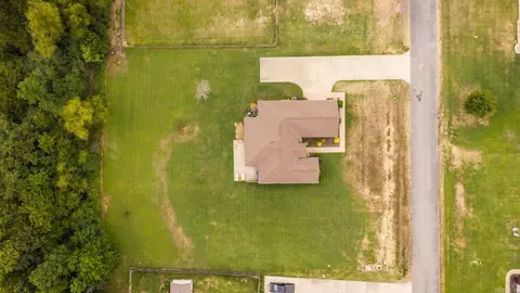 19 Colt Loop Loop, Greenbrier, AR 72058 photo 5