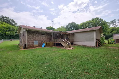 Exterior - 621 Arrowhead Rd, Malvern, AR 72104 photo 2 of 8