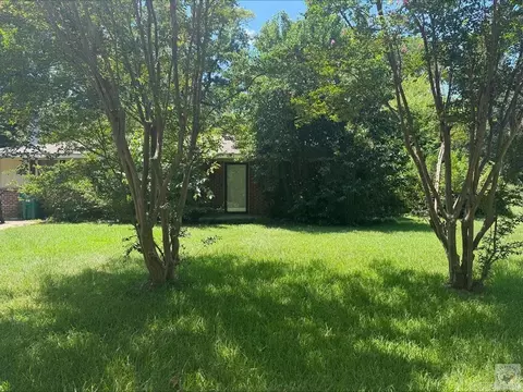 4003 Wood St, Texarkana, TX 75503