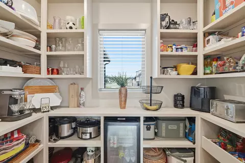 Kitchen - 1735 Pearce Dr, Conway, AR 72034 photo 6 of 6