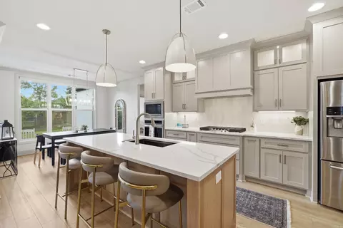 Kitchen - 1735 Pearce Dr, Conway, AR 72034 photo 1 of 6