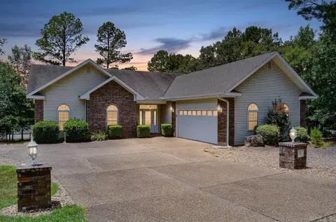 11 Iniciador Way, Hot Springs Village, AR 71909
