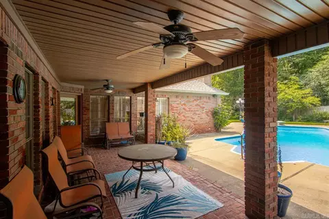 Exterior - 209 Morningside Dr, Bryant, AR 72022 photo 7 of 14