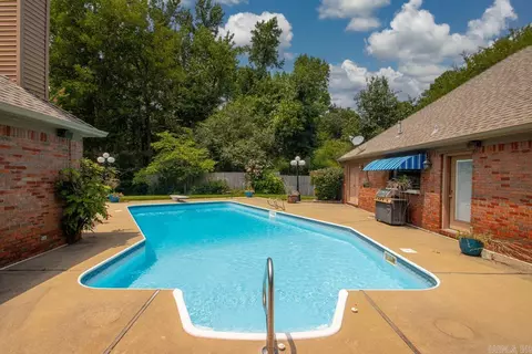 Exterior - 209 Morningside Dr, Bryant, AR 72022 photo 9 of 14