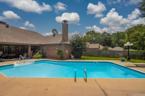 Exterior - 209 Morningside Dr, Bryant, AR 72022 photo 12 of 14
