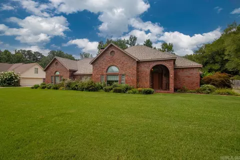Exterior - 209 Morningside Dr, Bryant, AR 72022 photo 5 of 14