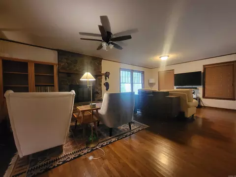 Living - 9616 Alexander Rd, Mabelvale, AR 72103 photo 1 of 2