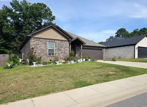 Exterior - 2809 Whisker Way, Benton, AR 72015 photo 2 of 9