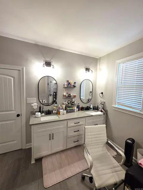 Bath - 2809 Whisker Way, Benton, AR 72015 photo 3 of 6