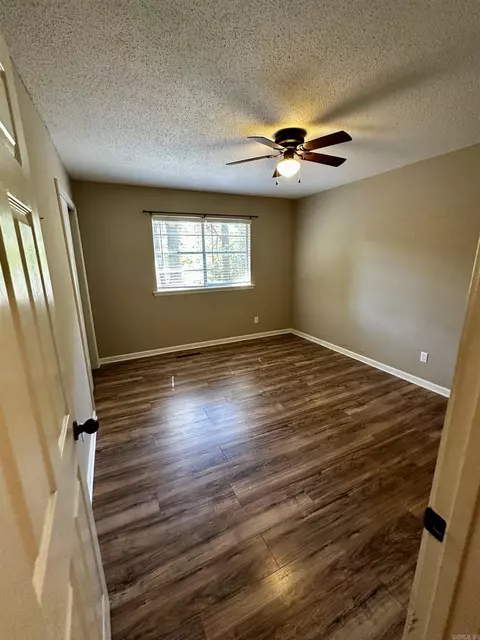 Bedroom - 417 Carson Dr, Benton, AR 72015 photo 2 of 3