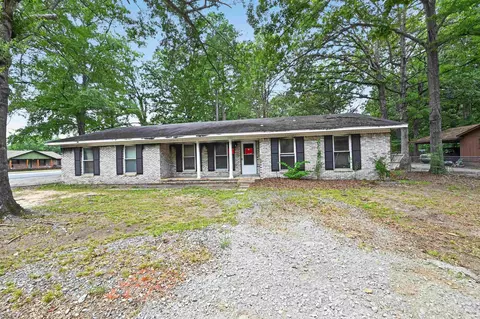 10300 Valley Dr, Little Rock, AR 72209