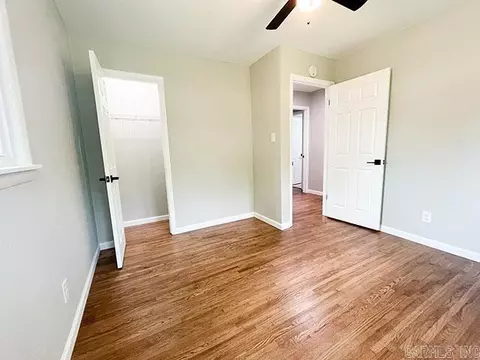 Bedroom - 420 Brewer St, Thayer, MO 65791 photo 2 of 3