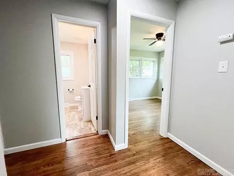 Entry Way - 420 Brewer St, Thayer, MO 65791 photo 1 of 1