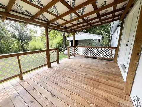 Exterior - 420 Brewer St, Thayer, MO 65791 photo 3 of 6