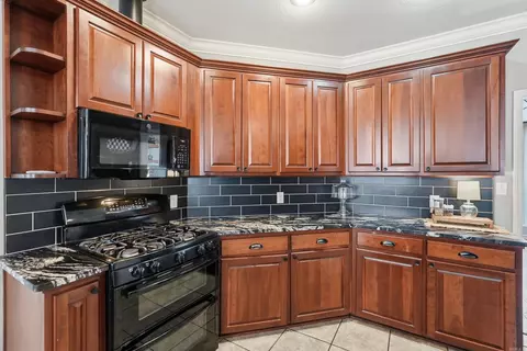 Kitchen - 1320 Andy Dr, Conway, AR 72034 photo 2 of 4