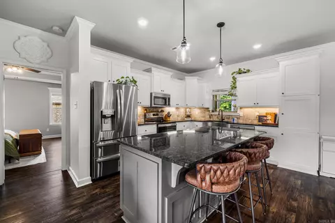 Kitchen - 72 Cimarron Cir, Cabot, AR 72023 photo 1 of 5