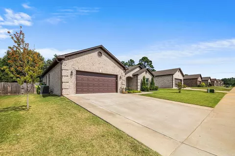 Exterior - 72 Cimarron Cir, Cabot, AR 72023 photo 4 of 9