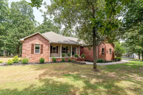 211 Natures Trail Dr, Heber Springs, AR 72543
