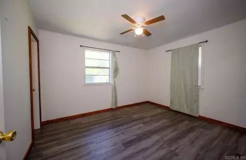 Bedroom - 1304 Hickory Ave, Mena, AR 71953 photo 1 of 9