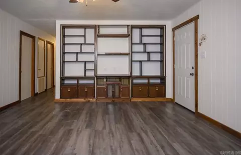 Living - 1304 Hickory Ave, Mena, AR 71953 photo 1 of 6