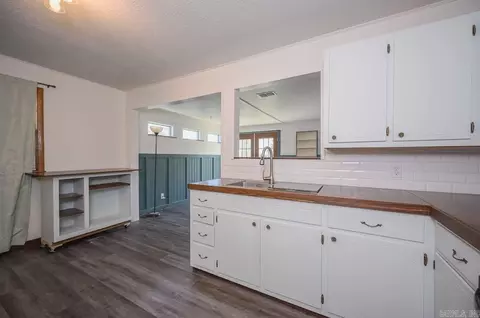 Kitchen - 1304 Hickory Ave, Mena, AR 71953 photo 2 of 3