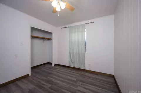 Bedroom - 1304 Hickory Ave, Mena, AR 71953 photo 6 of 9
