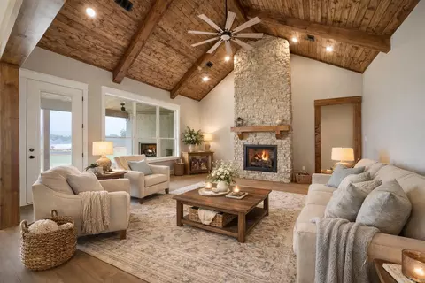 Living - 10 Scheffler Cv, Cabot, AR 72023 photo 2 of 6