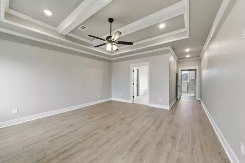 Living - 10 Scheffler Cv, Cabot, AR 72023 photo 6 of 6