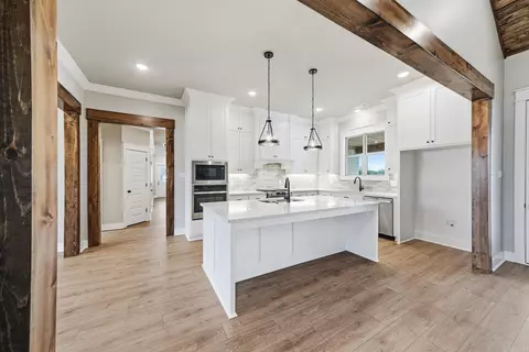 Kitchen - 10 Scheffler Cv, Cabot, AR 72023 photo 1 of 8