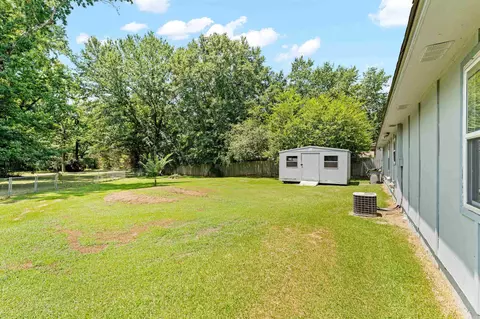 Exterior - 1107 Boone Rd, Bryant, AR 72022 photo 4 of 8