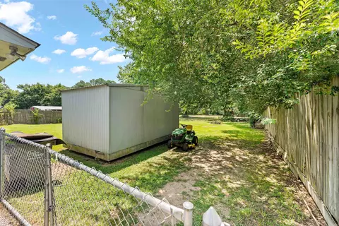 Exterior - 1107 Boone Rd, Bryant, AR 72022 photo 7 of 8