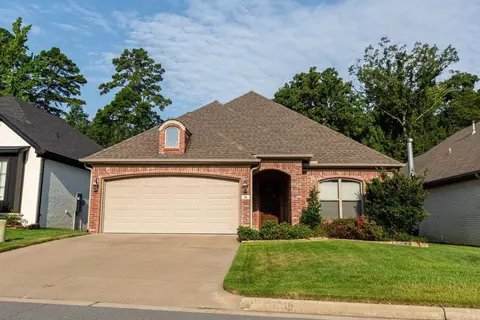 26 Piper Ln, Little Rock, AR 72223