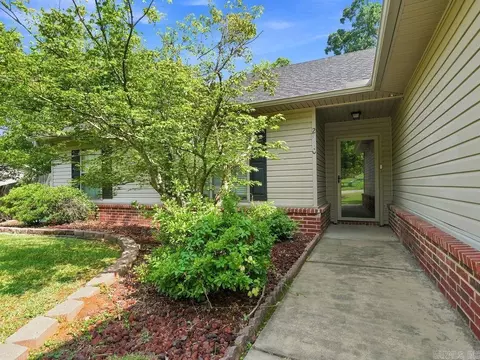 2910 Ward Dr, Bryant, AR 72022 photo 2