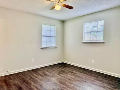 Bedroom - 46 Wright Cir, Jacksonville, AR 72076 photo 3 of 4