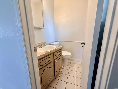 Bath - 46 Wright Cir, Jacksonville, AR 72076 photo 2 of 3
