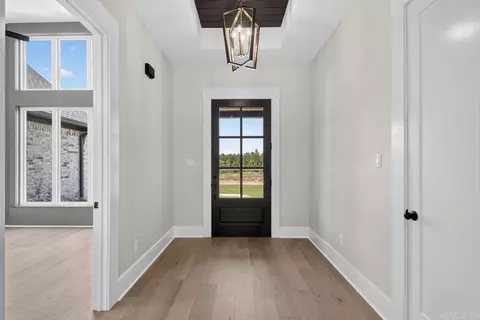 Entry Way - 333 Heritage Grove Rd, Alexander, AR 72002 photo 1 of 4