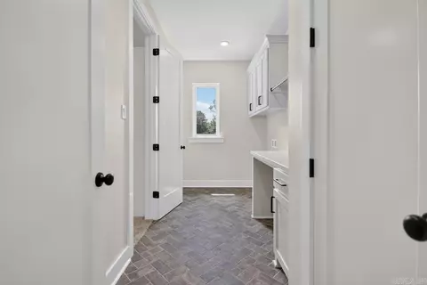 Entry Way - 333 Heritage Grove Rd, Alexander, AR 72002 photo 3 of 4