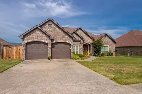 Exterior - 3113 Dapple Gray, Benton, AR 72015 photo 3 of 9