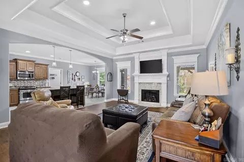 Living - 3113 Dapple Gray, Benton, AR 72015 photo 2 of 2
